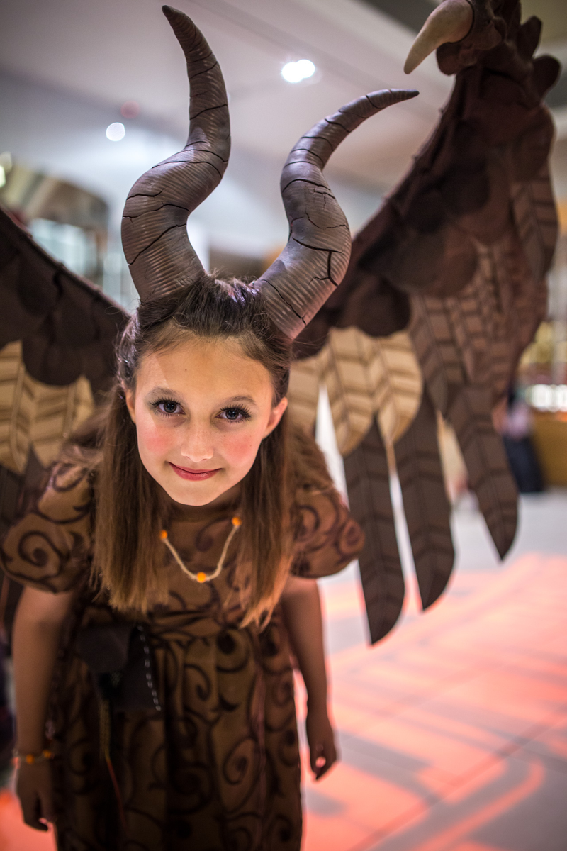 Illustration for article titled Dragon Con Day 4: No Sleep, Sore Feet, and Still Going With Great Costumes
